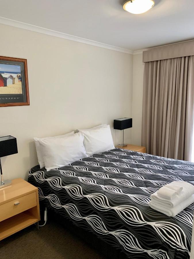 Seahorse Motel Коув Экстерьер фото
