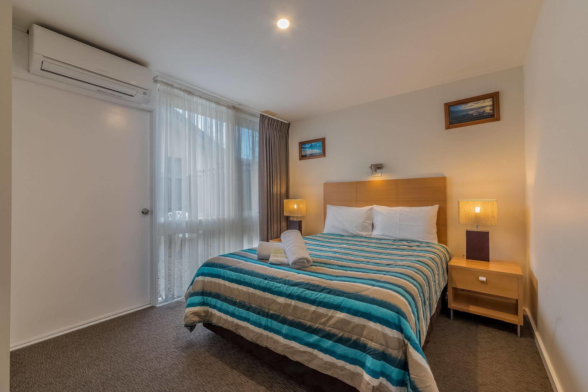 Seahorse Motel Коув Экстерьер фото